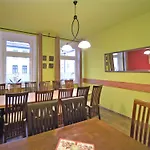 Gruppenhaus Mit German Heimkino, 18 Personen Feriehus Treuen