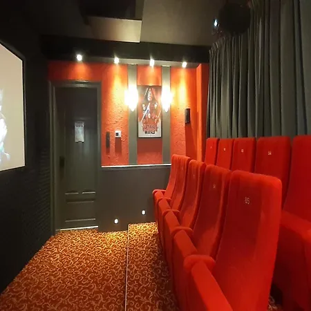 Gruppenhaus Mit German Heimkino, 18 Personen * Treuen