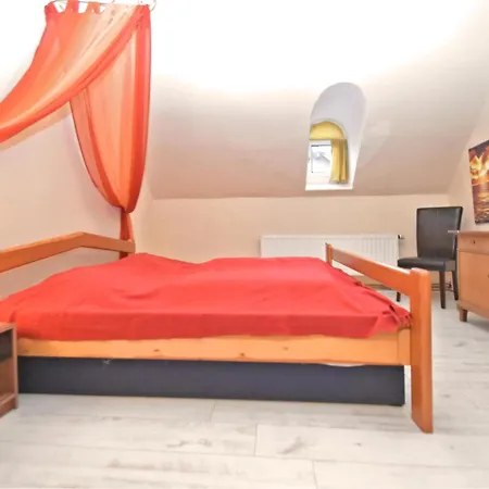 Gruppenhaus Mit German Heimkino, 18 Personen *