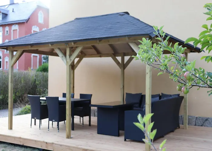 Gruppenhaus Mit German Heimkino, 18 Personen * Treuen