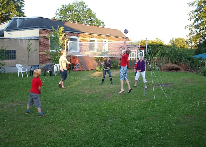 Feriehus Gruppenhaus Mit German Heimkino, 18 Personen Treuen