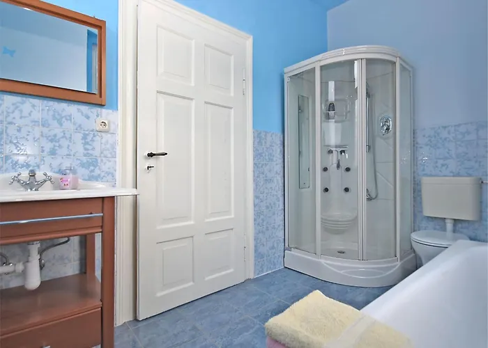 Feriehus Gruppenhaus Mit German Heimkino, 18 Personen *