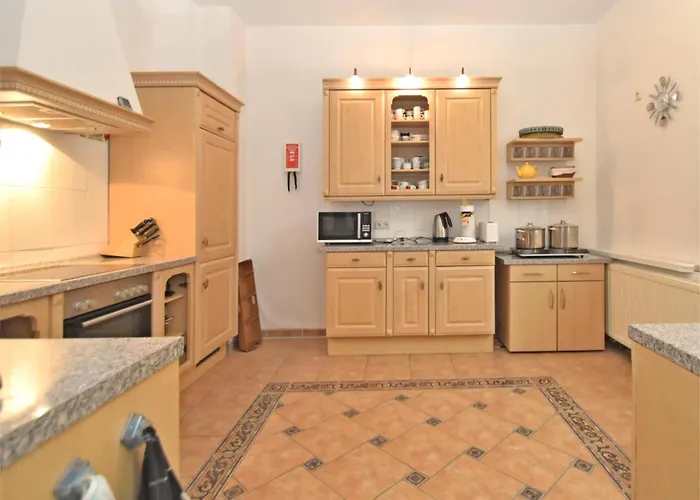 Feriehus Gruppenhaus Mit German Heimkino, 18 Personen *